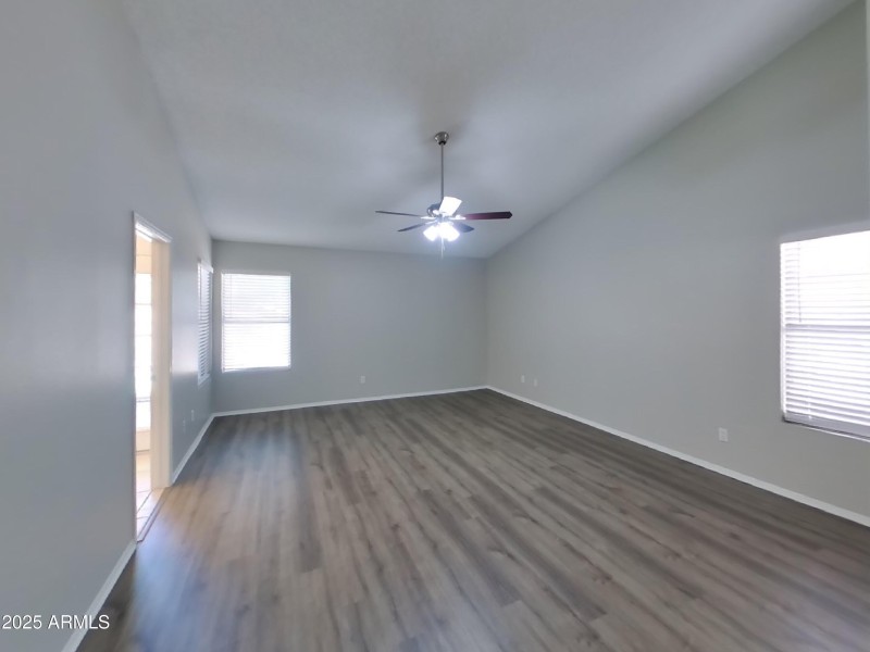 6_pc_GxsVdunEP3_oiHgmiK9Ck_layout_0