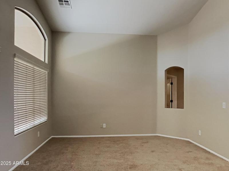 1006023.1410 E Baker Drive