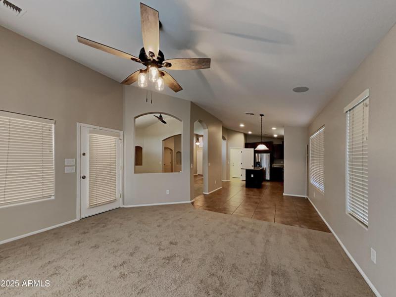 1006023.1410 E Baker Drive_10