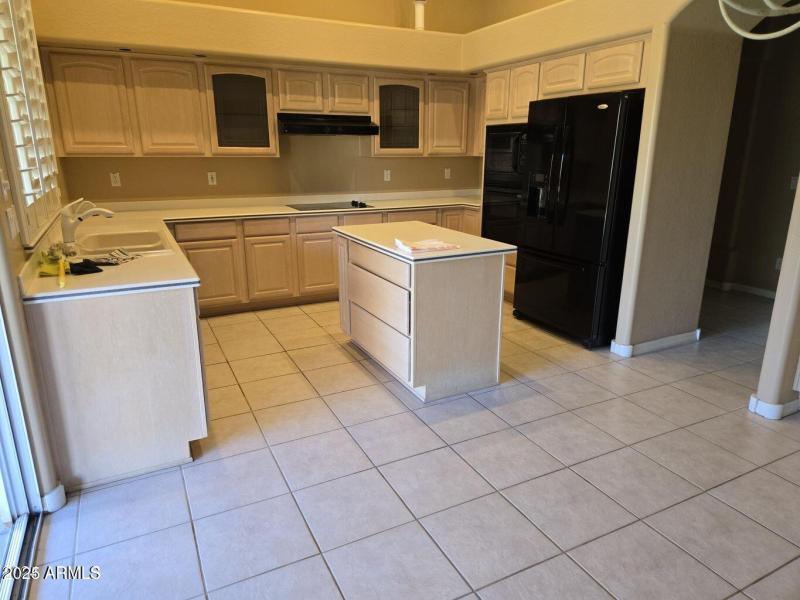 20241121033008700995000000-o