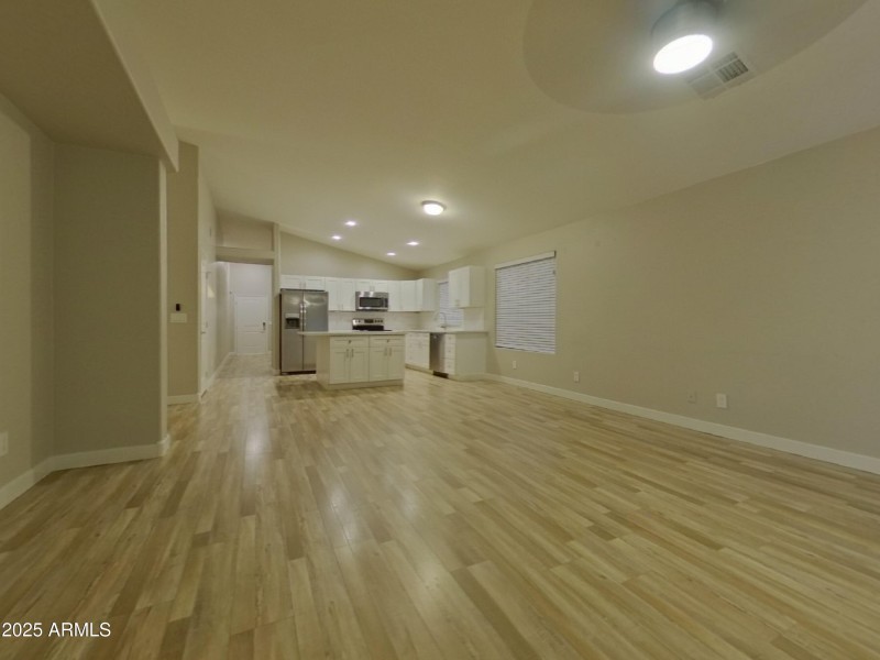 5_pc_5WDAN9QfZz_BGBm3dlEX3_layout_0