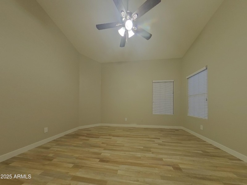 7_pc_Q2SpCE0uDA_5I9jsqfmZ1_layout_1