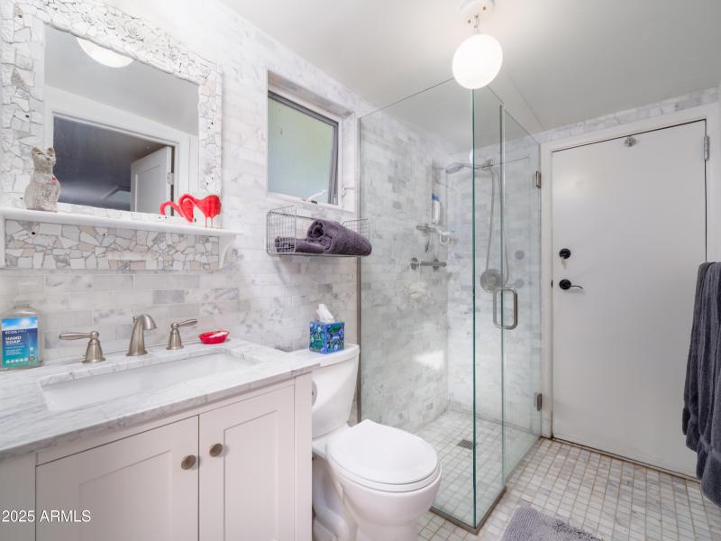 Listings_3121_N_27thSt_Images-34