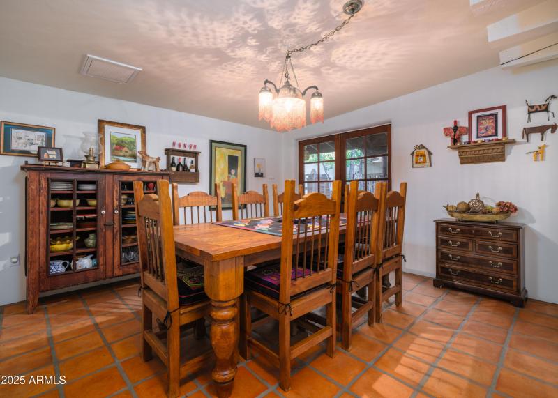 Listings_3121_N_27thSt_Images-38