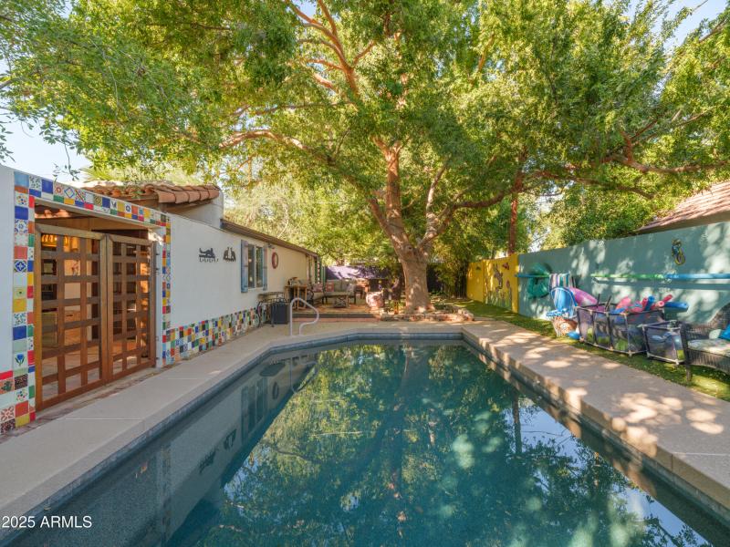 Listings_3121_N_27thSt_Images-58