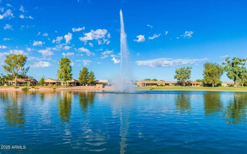 Oakwood Country Club water feature