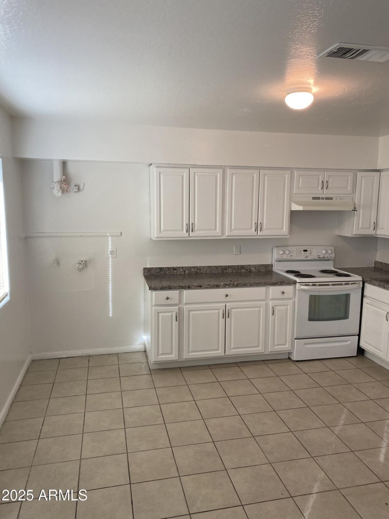 Washer_dryer_hookup_Wier