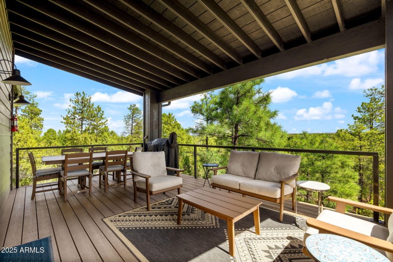 Treetop Views From Guest House Deck