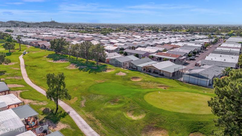 8700 University - Aerial Community13