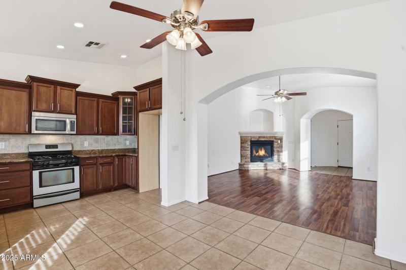 10-web-or-mls-IMG_0038_with_fire