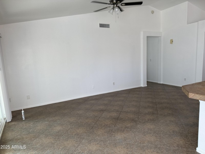 70C51B83-0C4D-43A4-B5E0-4604BBCEBAB0