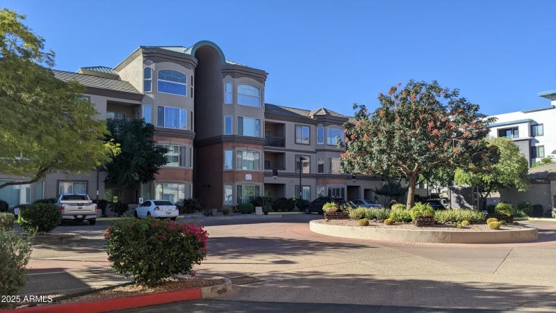 condo-parking-scaled