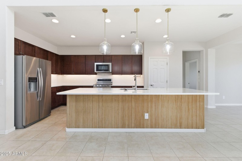 5-web-or-mls-389A0019 Ruben Ortiz