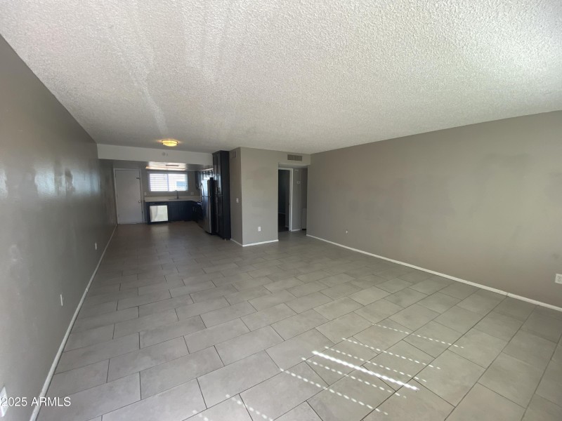 20251028_202504295_iOS