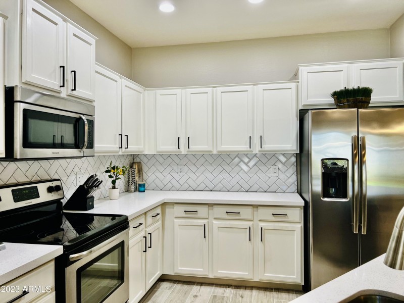 A6C3EF22-FDC2-49AC-A298-8058B06529D3