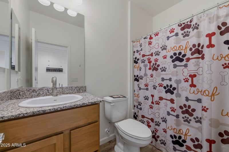 16-web-or-mls-4287 W Hanna Dr-16