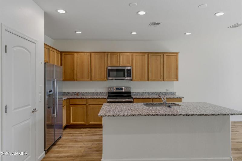 18-web-or-mls-4287 W Hanna Dr-18