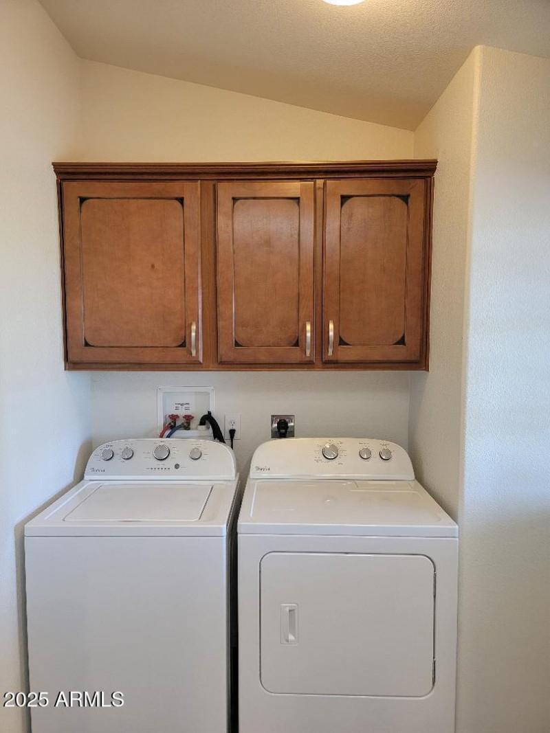 810 laundry room