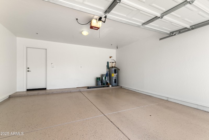 Garage (Epoxy Floor)