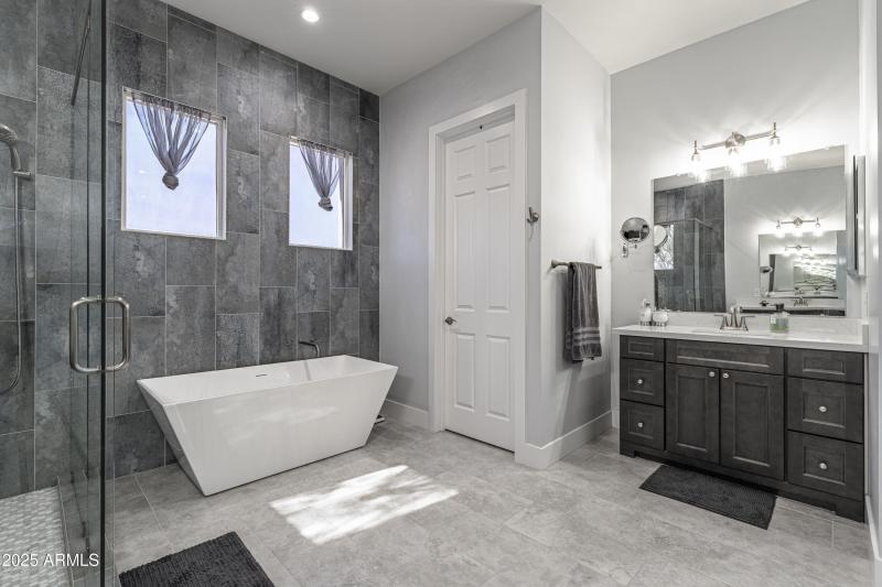 304309N140thSt-MLS-45