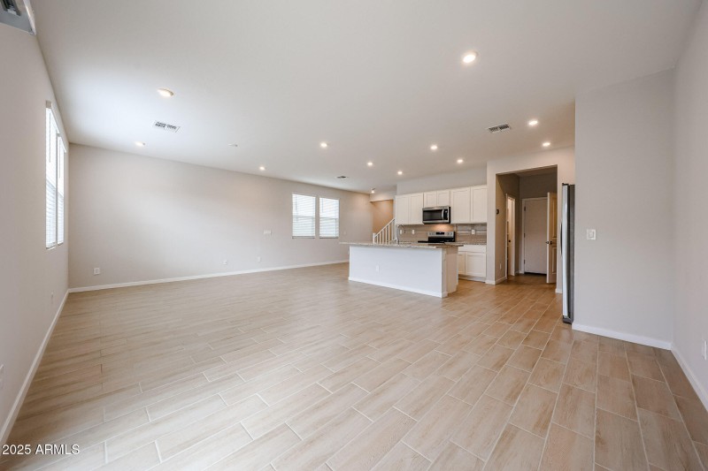 07_New-2-story-home_for-sale_Surprise-AZ