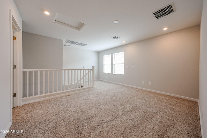 19_New-2-story-home_for-sale_Surprise-AZ