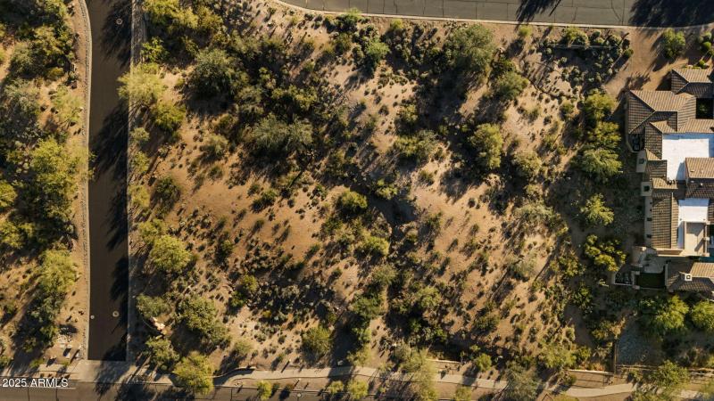 13-web-or-mls-3530-n-crystal-peak-cir-9