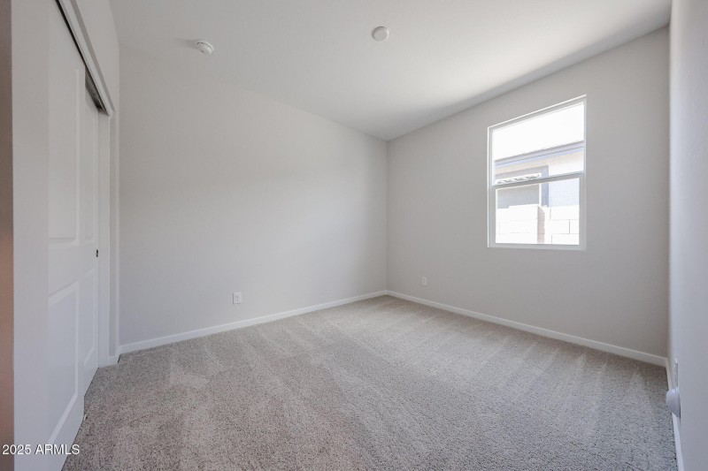 21_RED-74-Century-Communities_bedroom-2_