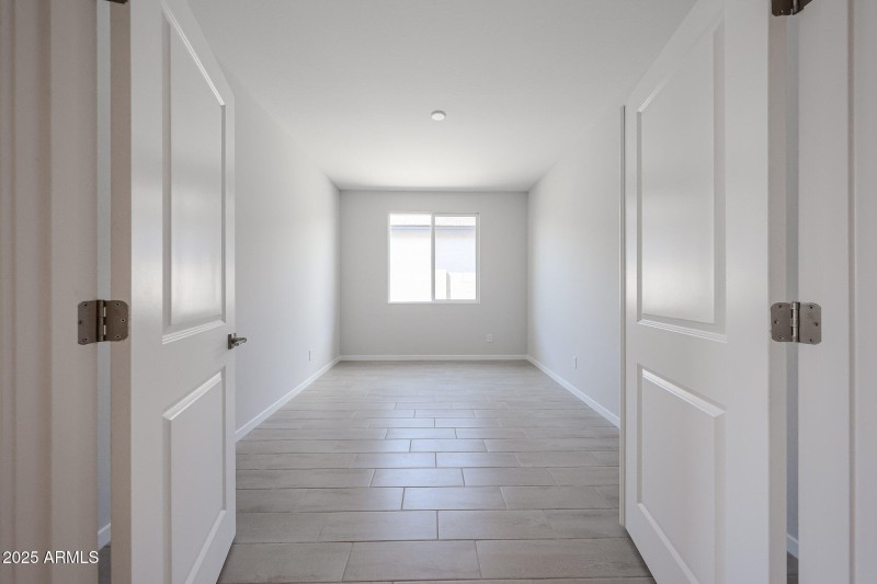 14_RED-74-Century-Communities_den-study-