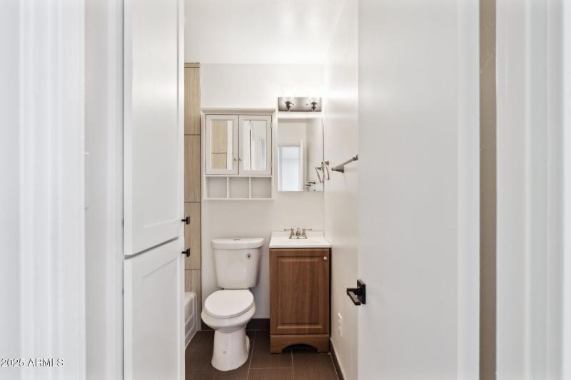 14-web-or-mls-1542-e-turquoise-ave-1