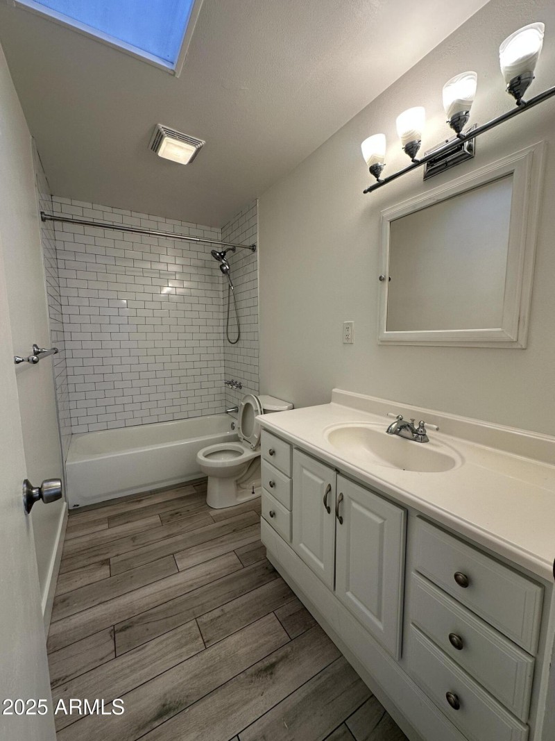 20251104_162148926_iOS