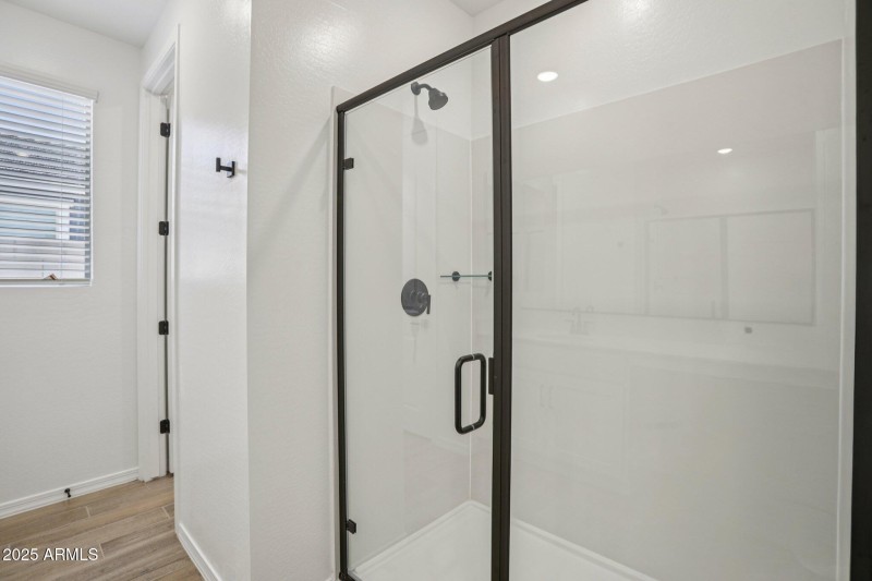 28-web-or-mls-W Hopi Trail-S0111-028