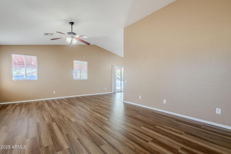 5-web-or-mls-Renaissance-5