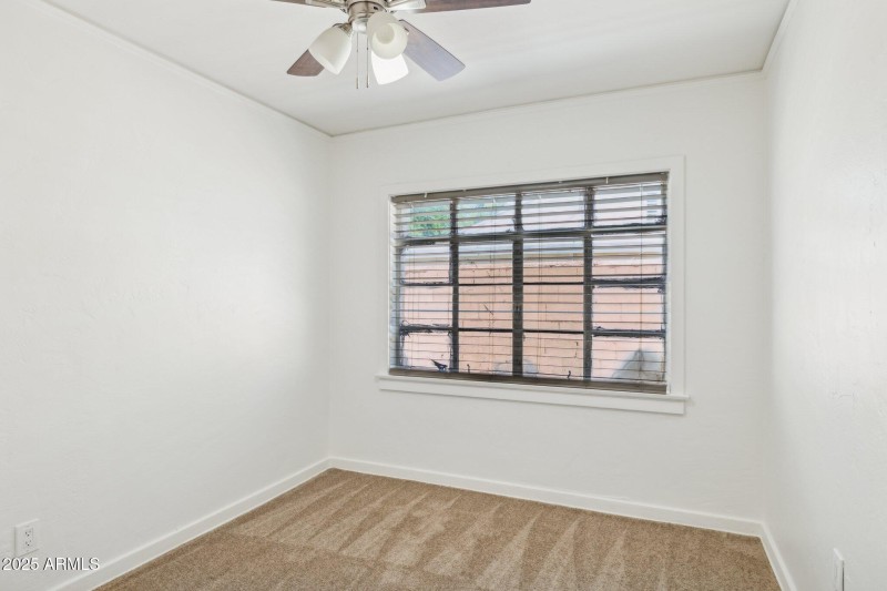 17-web-or-mls-2636-n-dayton-st