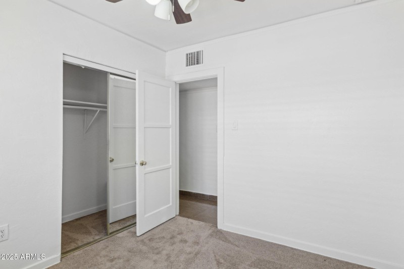 18-web-or-mls-2636-n-dayton-st