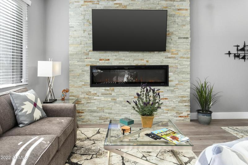 7700EGaineyRanch206-008