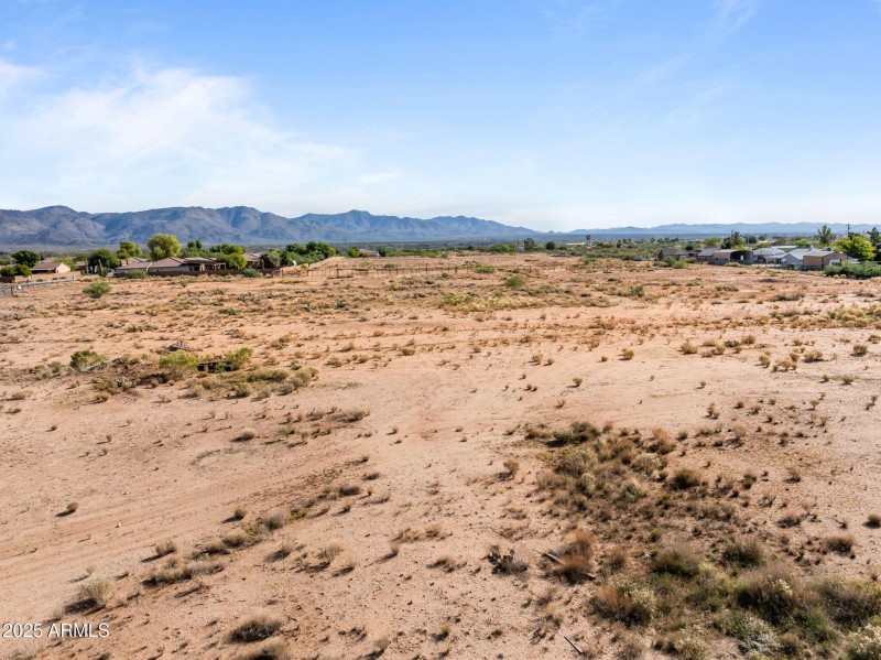 10-web-or-mls-DJI_20251103102234_0109_D