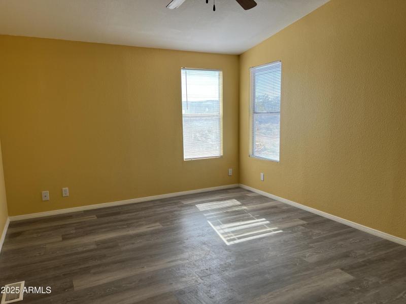 20251102_183509574_iOS