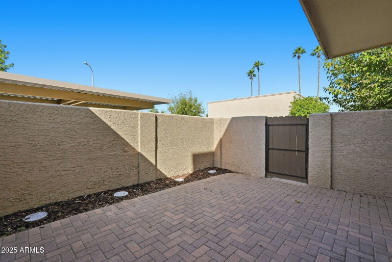 29-web-or-mls-029_ListerPros