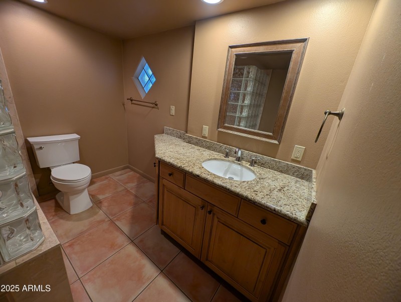 PXL_20250910_221750029