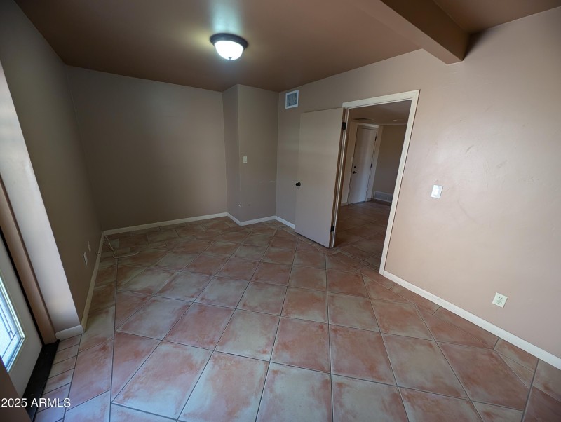 PXL_20250910_222009086