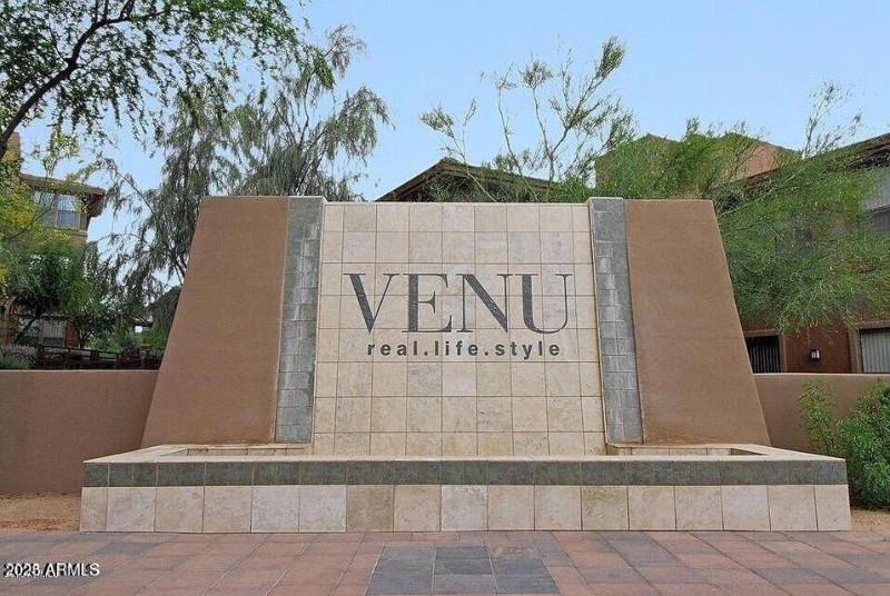 30e13be0bae823167e7003c04bad20ee-uncropp