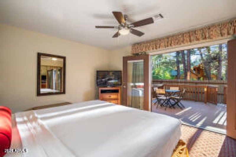 20251026180625727011000000