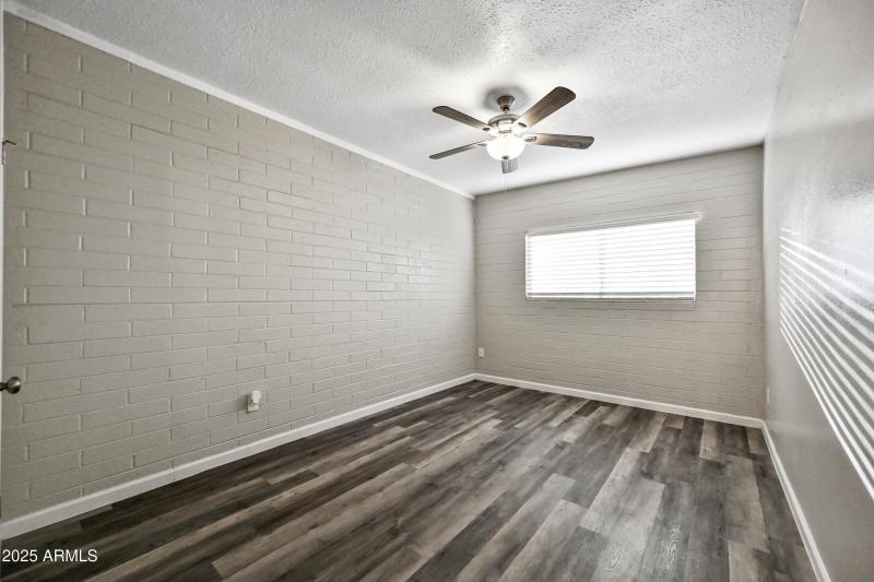 10-1518WCS30--ocupix-