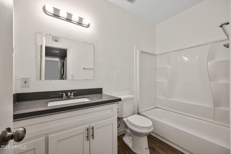 12-1518WCS30--ocupix-