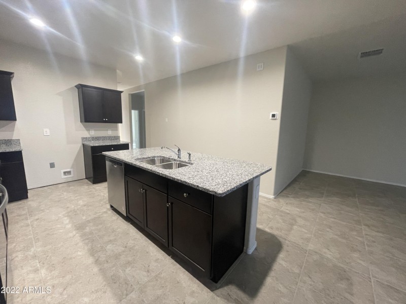 20220816_231804507_iOS