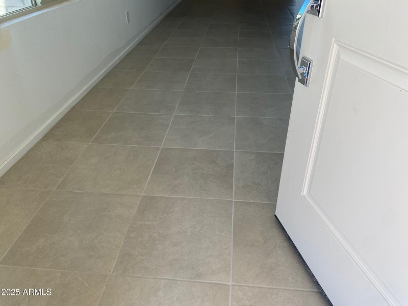 P35 Lot 23 Entry Tile