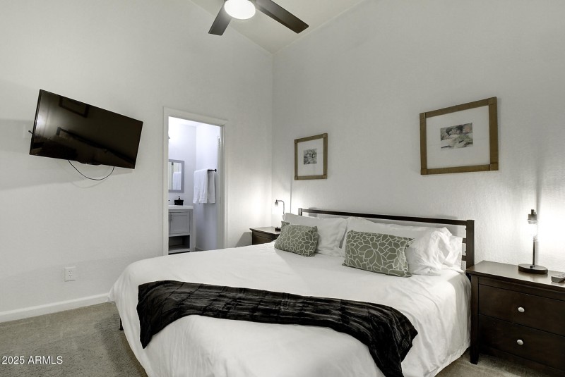 6250 E Janice Way (42)