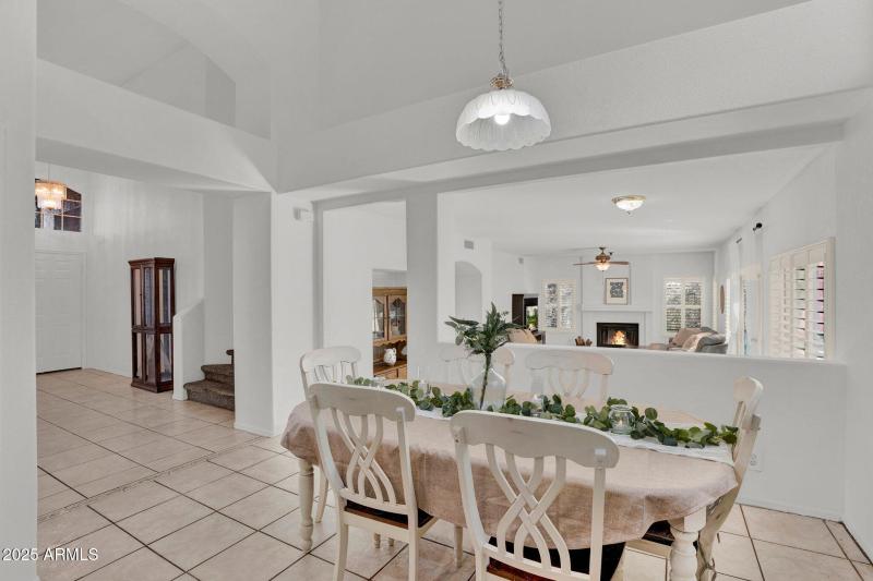 19-web-or-mls-4257 E Michelle Ave - 19