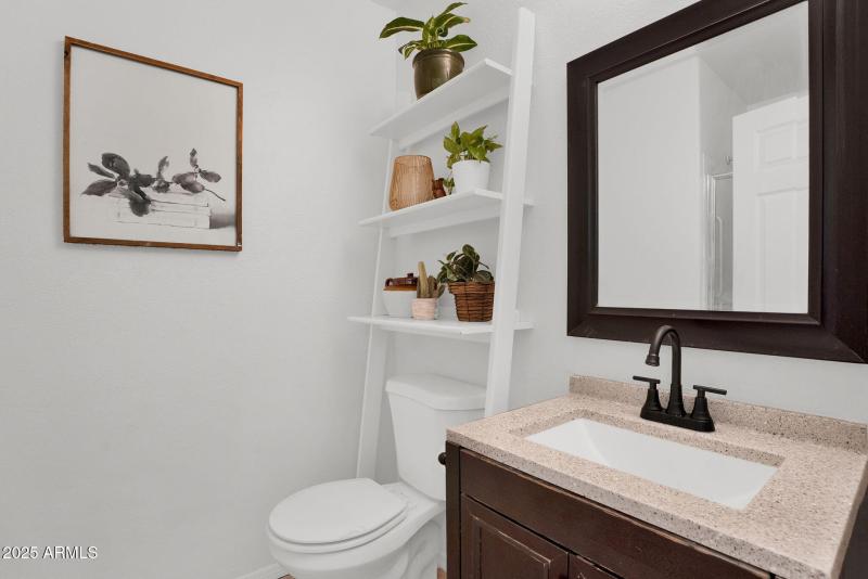 33-web-or-mls-4257 E Michelle Ave - 28